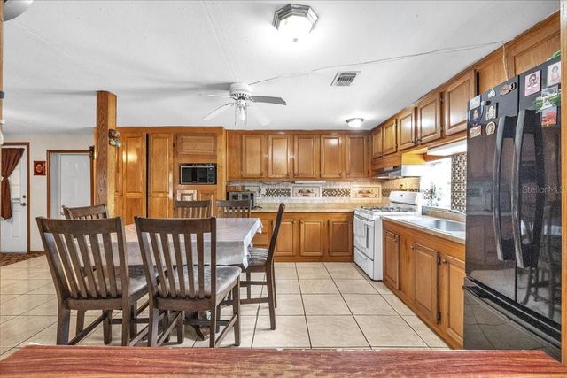 1326 NE FORREST AVENUE, Arcadia, FL 34266