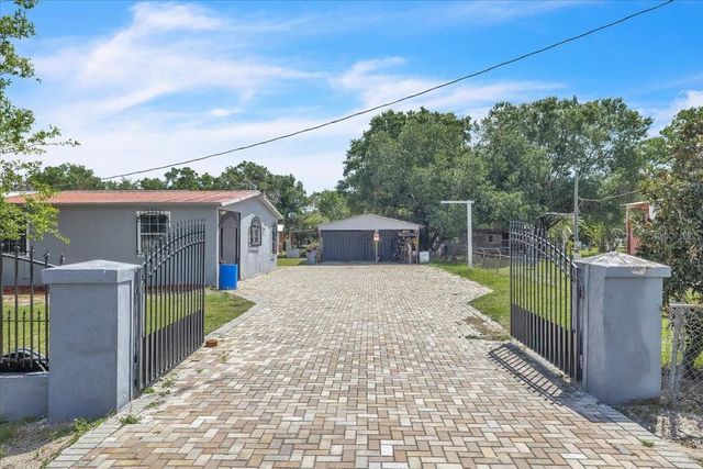 1326 NE FORREST AVENUE, Arcadia, FL 34266