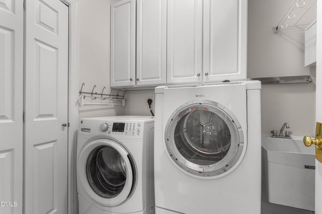 9012 Meadow Mist Court, Raleigh, NC 27617