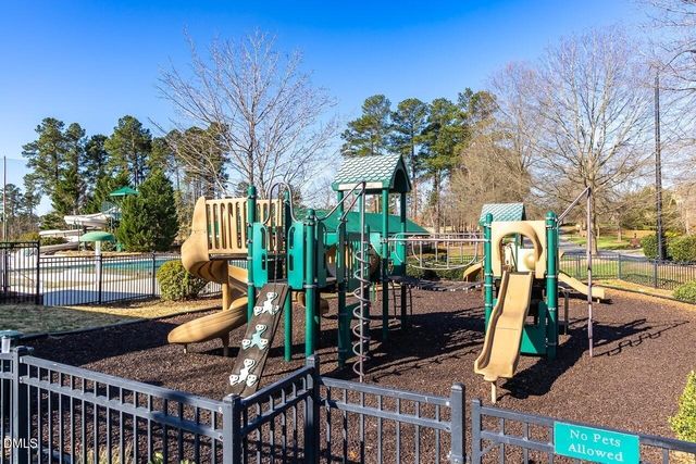 9012 Meadow Mist Court, Raleigh, NC 27617