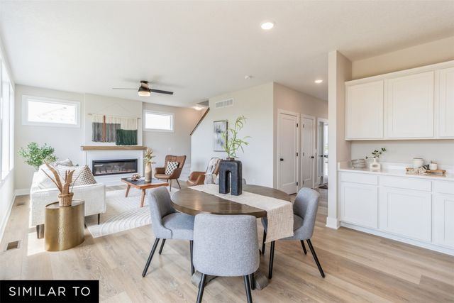 1120 Mulberry Drive NW, Bondurant, IA 50035