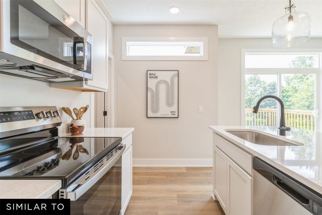 1120 Mulberry Drive NW, Bondurant, IA 50035