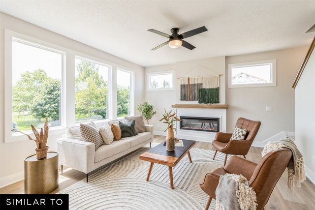 1120 Mulberry Drive NW, Bondurant, IA 50035