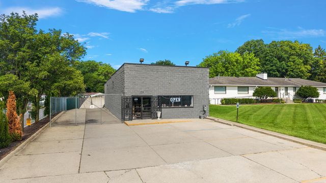 26201 Dequindre Road, Madison Heights, MI 48071