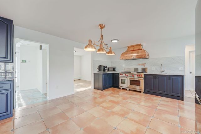 204 Bayview Avenue, Massapequa, NY 11758