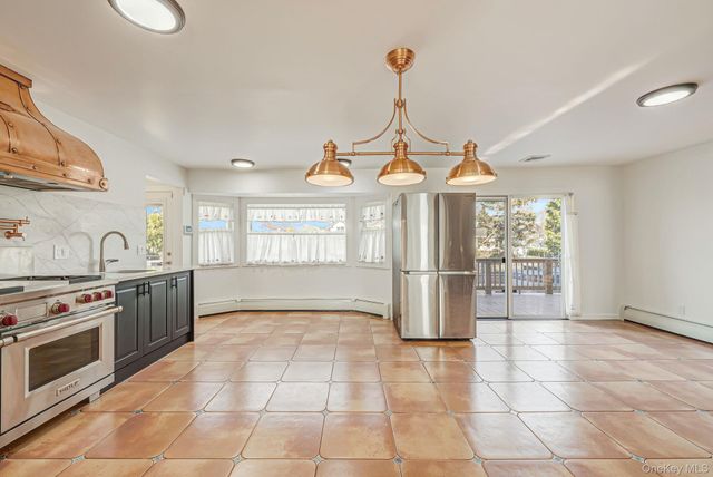 204 Bayview Avenue, Massapequa, NY 11758