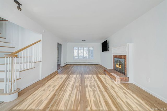 204 Bayview Avenue, Massapequa, NY 11758