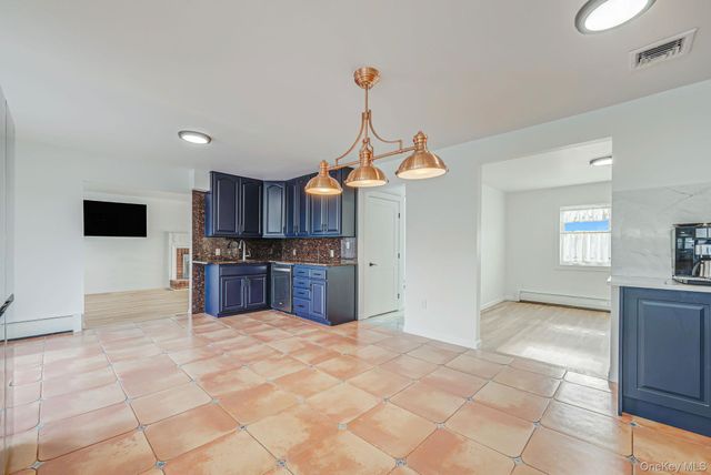 204 Bayview Avenue, Massapequa, NY 11758