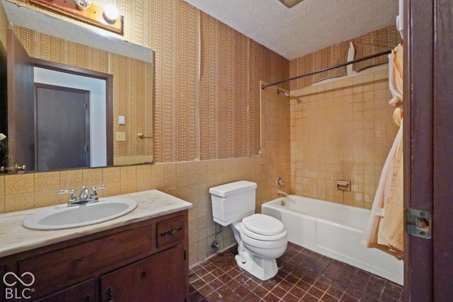5708 Milhouse Road, Indianapolis, IN 46221