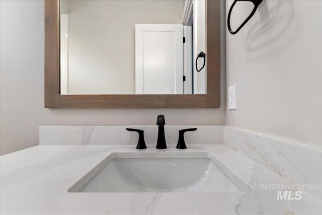 10821 W Cruden Bay Ln, Kuna, ID 83634