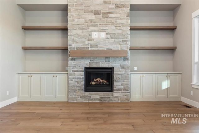 10821 W Cruden Bay Ln, Kuna, ID 83634