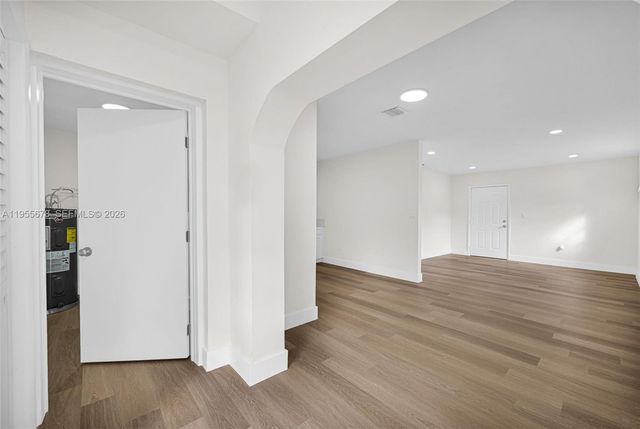 11812 NE 14th Ave, Miami, FL 33161