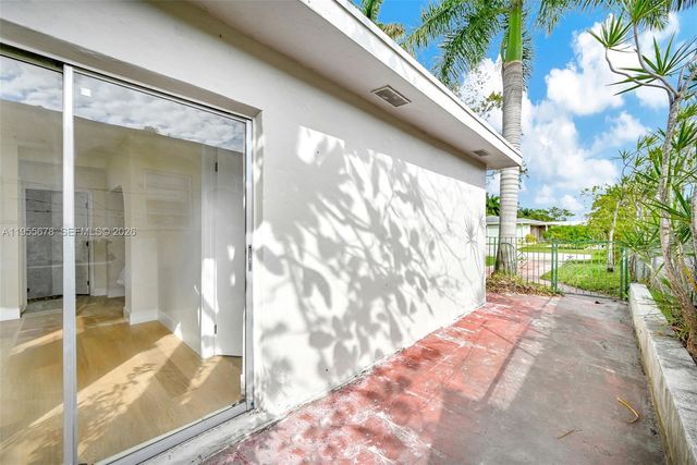 11812 NE 14th Ave, Miami, FL 33161