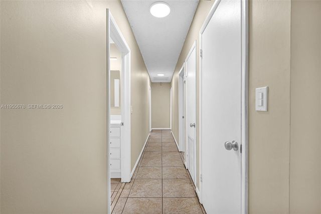 11812 NE 14th Ave, Miami, FL 33161