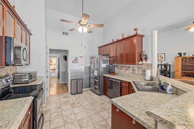 731 Lincoln Drive, Winder, GA 30680