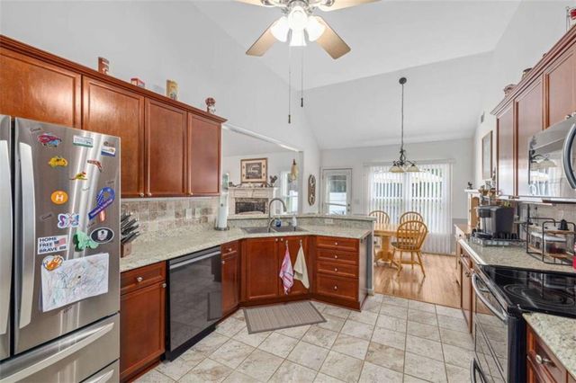 731 Lincoln Drive, Winder, GA 30680