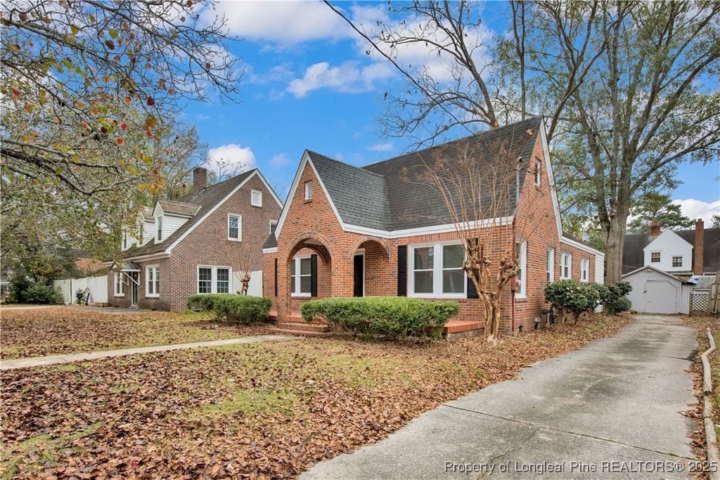 308 E 17th Street, Lumberton, NC 28358 — exterior