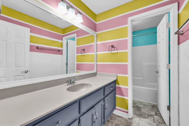 412 Martin Rd, Clarksville, TN 37042