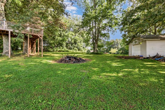 412 Martin Rd, Clarksville, TN 37042