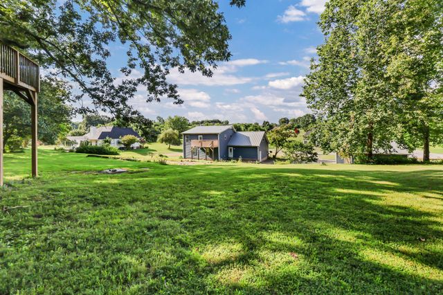 412 Martin Rd, Clarksville, TN 37042