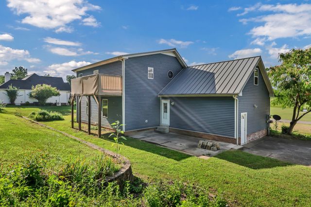 412 Martin Rd, Clarksville, TN 37042