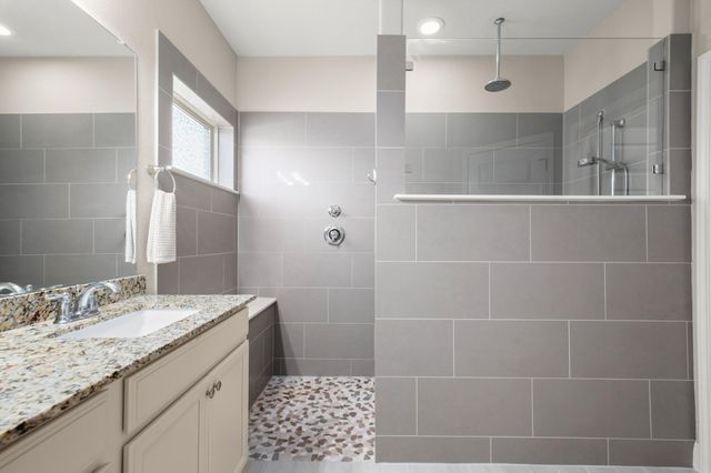 123 Duroc DR, Hutto, TX 78634