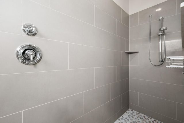 123 Duroc DR, Hutto, TX 78634