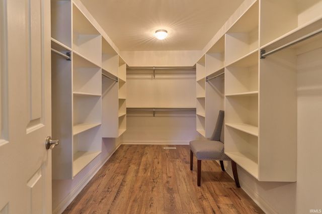 10826 Havenwood Meadows Drive, Evansville, IN 47725