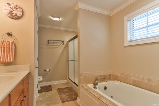 10826 Havenwood Meadows Drive, Evansville, IN 47725