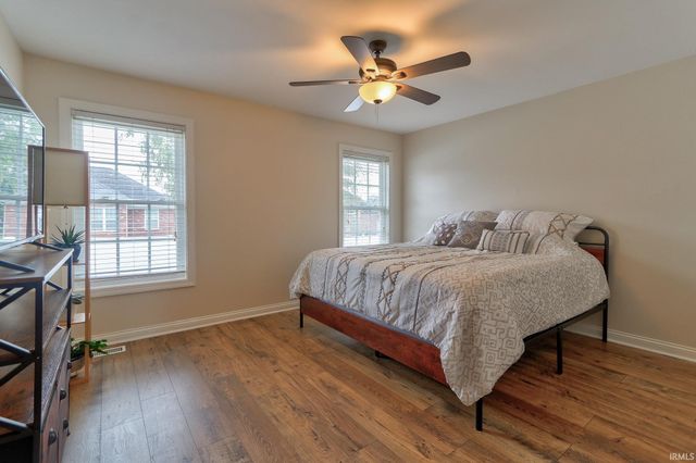 10826 Havenwood Meadows Drive, Evansville, IN 47725