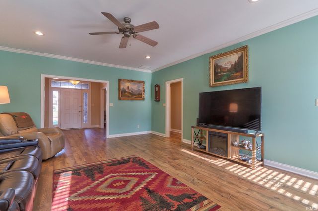 10826 Havenwood Meadows Drive, Evansville, IN 47725