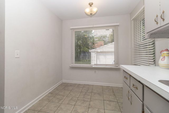 2512 Berdan Avenue, Toledo, OH 43613