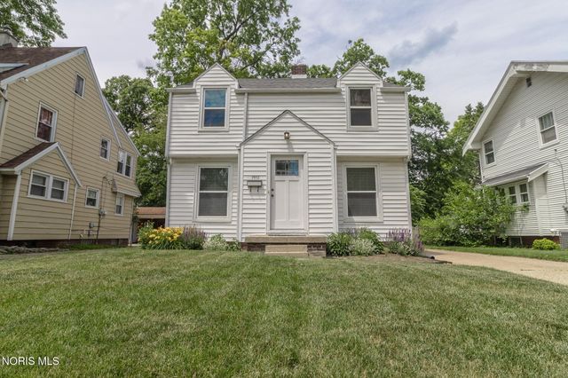 2512 Berdan Avenue, Toledo, OH 43613
