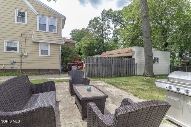 2512 Berdan Avenue, Toledo, OH 43613