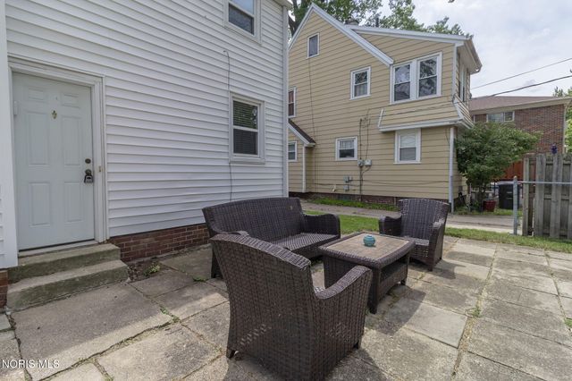 2512 Berdan Avenue, Toledo, OH 43613