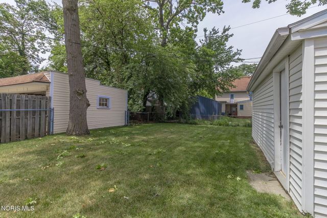 2512 Berdan Avenue, Toledo, OH 43613