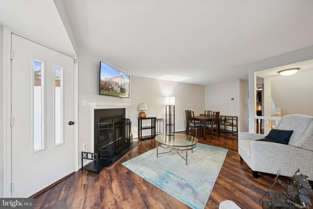 7307 CASTLEBERG CT, Alexandria, VA 22315