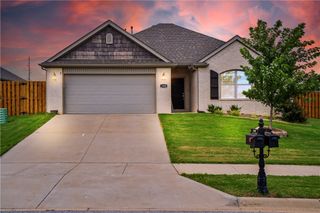 1000 Tulip Street, Centerton, AR 72719