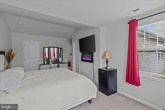 403 DOGWOOD DR, Deptford, NJ 08096