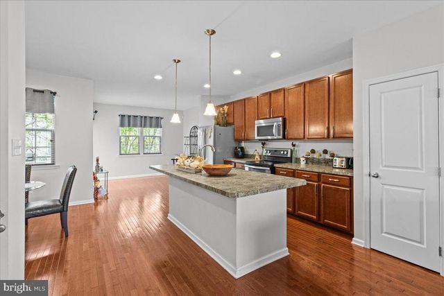 403 DOGWOOD DR, Deptford, NJ 08096