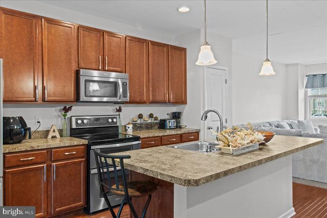 403 DOGWOOD DR, Deptford, NJ 08096