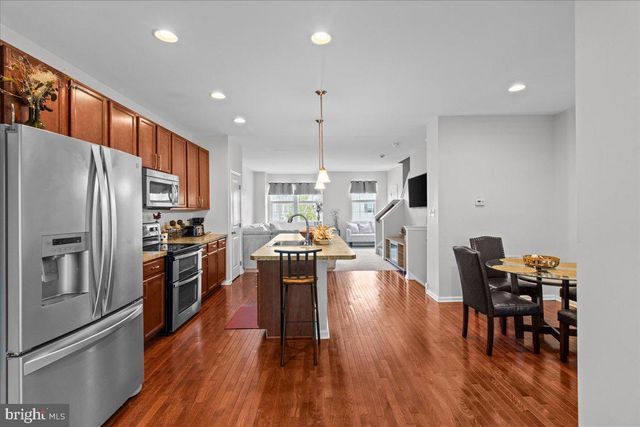403 DOGWOOD DR, Deptford, NJ 08096
