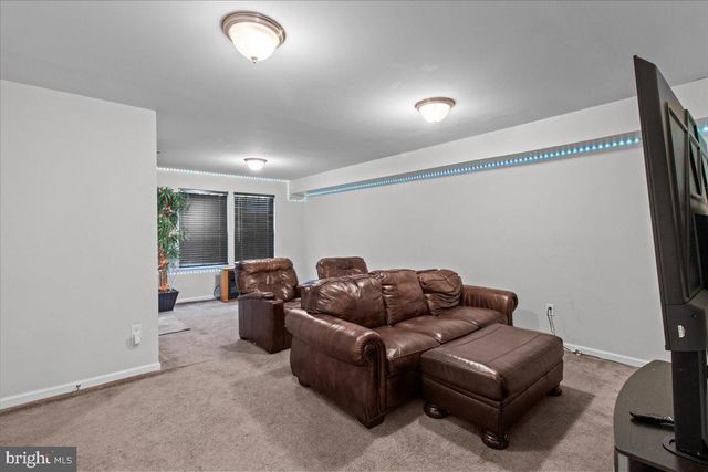 403 DOGWOOD DR, Deptford, NJ 08096