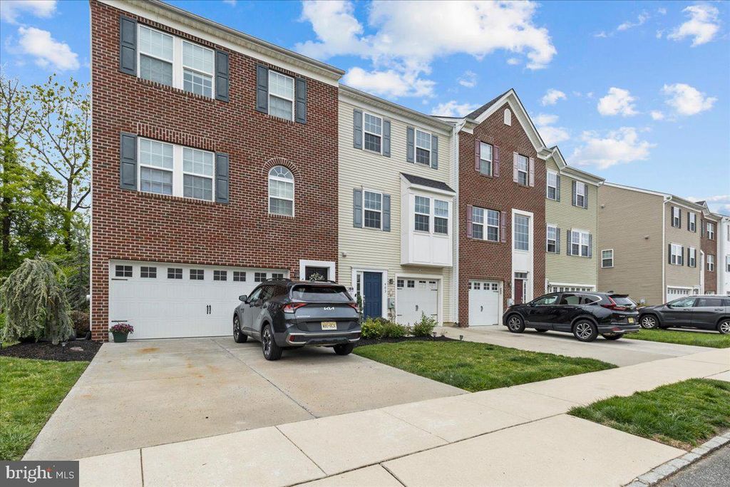 403 DOGWOOD DR, Deptford, NJ 08096