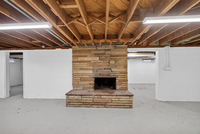 3304 Spring Arbor Road, Jackson, MI 49203