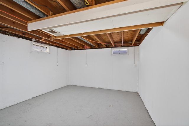 3304 Spring Arbor Road, Jackson, MI 49203