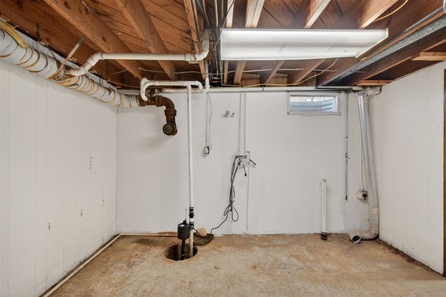 3304 Spring Arbor Road, Jackson, MI 49203