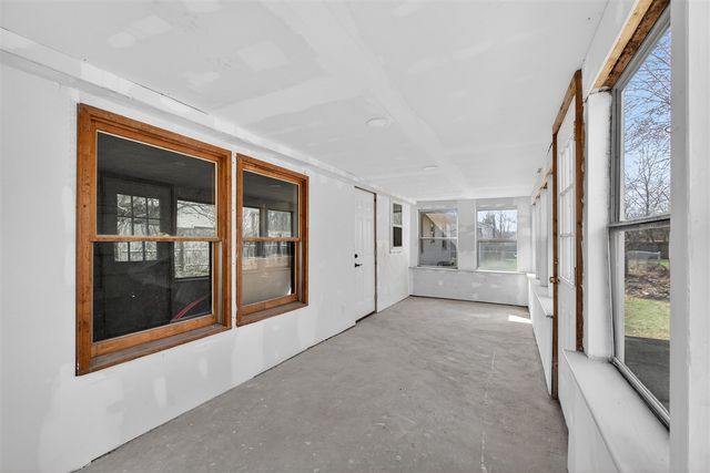 3304 Spring Arbor Road, Jackson, MI 49203