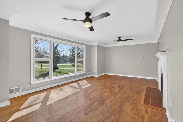 3304 Spring Arbor Road, Jackson, MI 49203