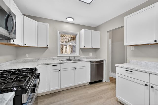 3304 Spring Arbor Road, Jackson, MI 49203